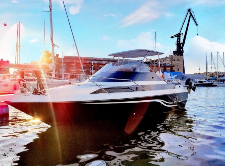 Rejsy z JeyJey Boats