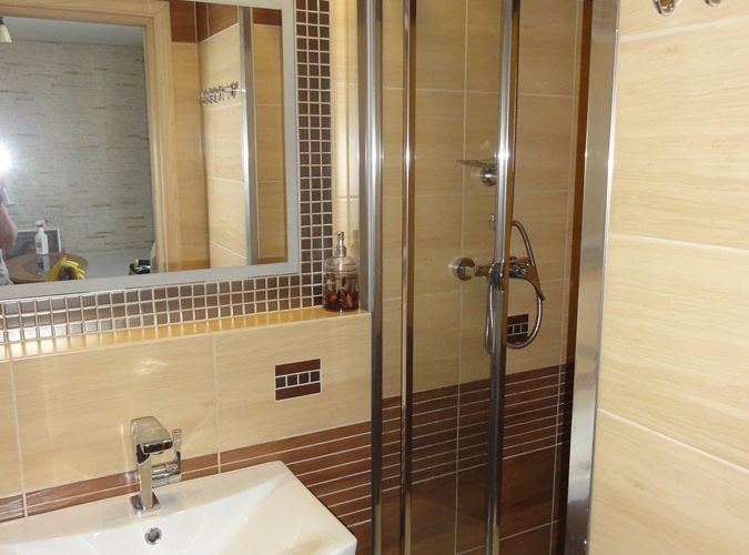 Pokoje u Grażyny Łazienka w pokoju 3-4-osobowym na piętrze?v=1.0.1