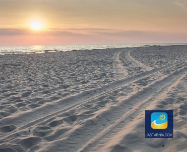 Plaża w Jastarni, piękna i szeroka. 